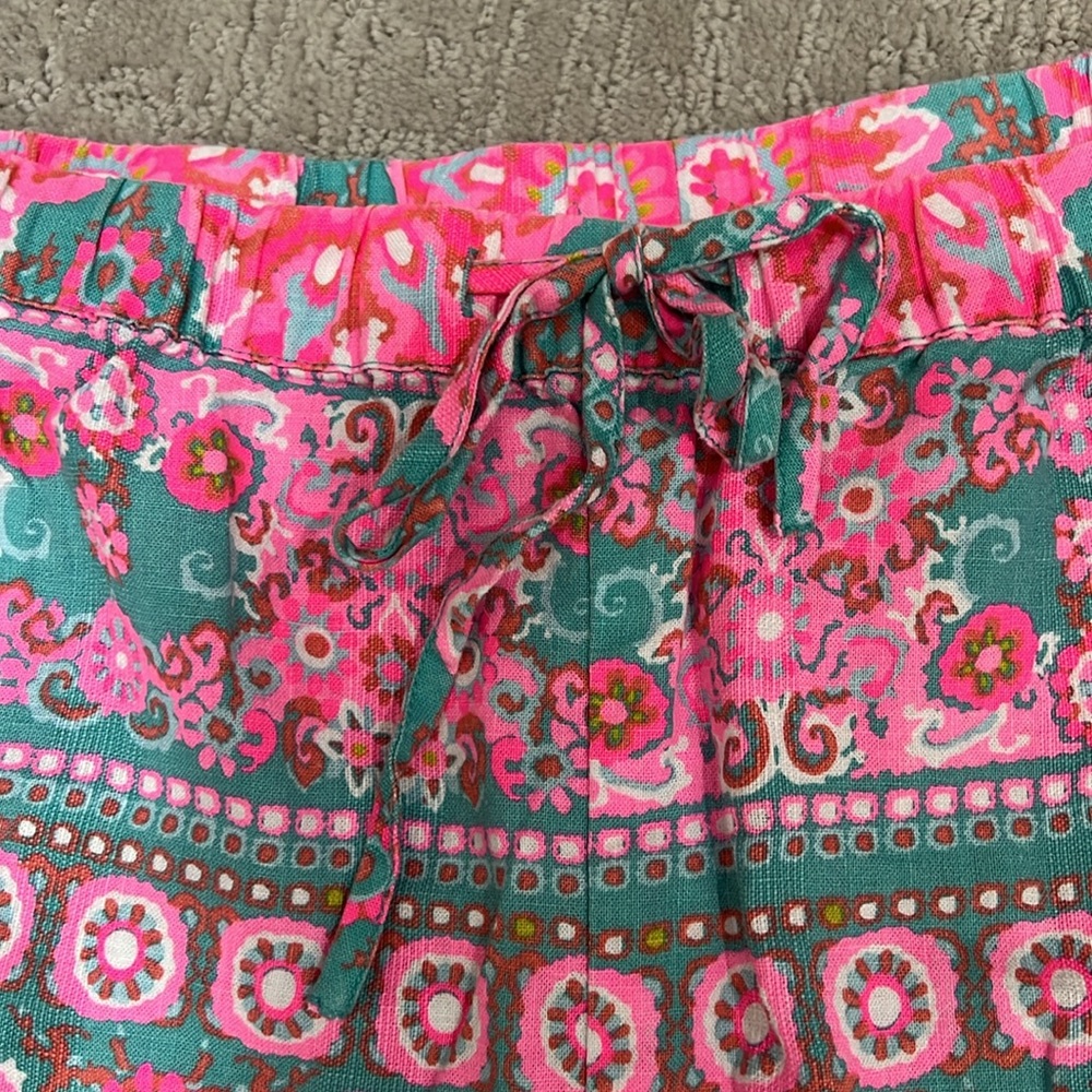 Authentic Vineyard vines women’s shorts - Picture 3 of 8